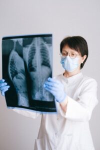 Diagnosticarea și tratamentul tuberculozei pulmonare